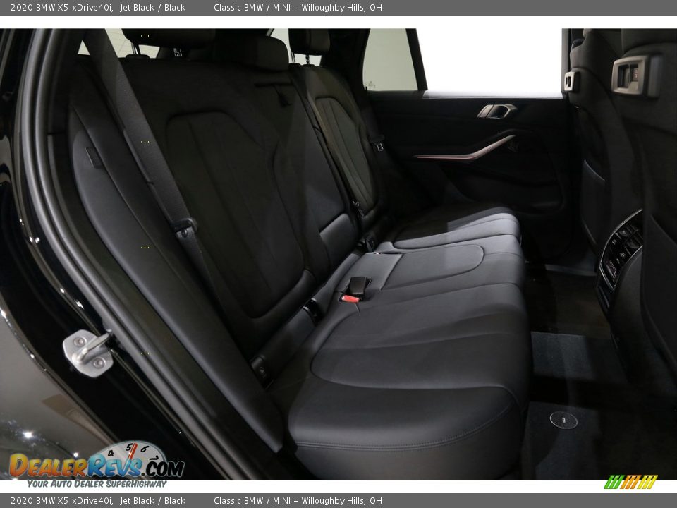 Rear Seat of 2020 BMW X5 xDrive40i Photo #29