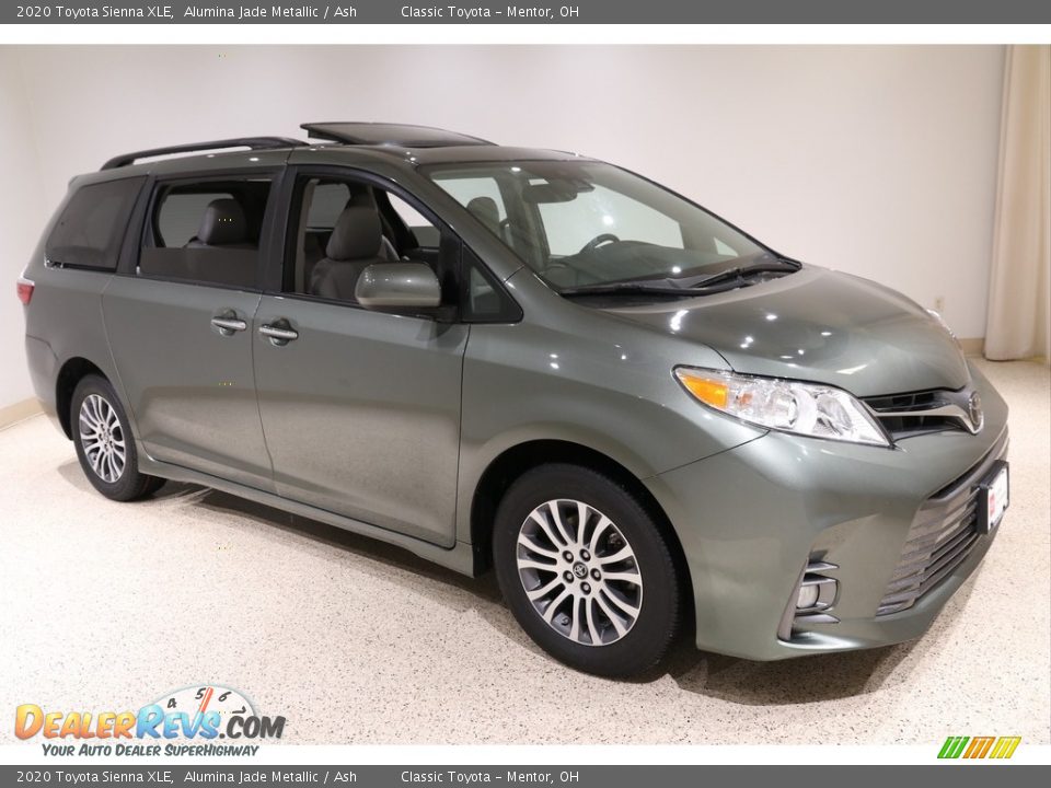 2020 Toyota Sienna XLE Alumina Jade Metallic / Ash Photo #1
