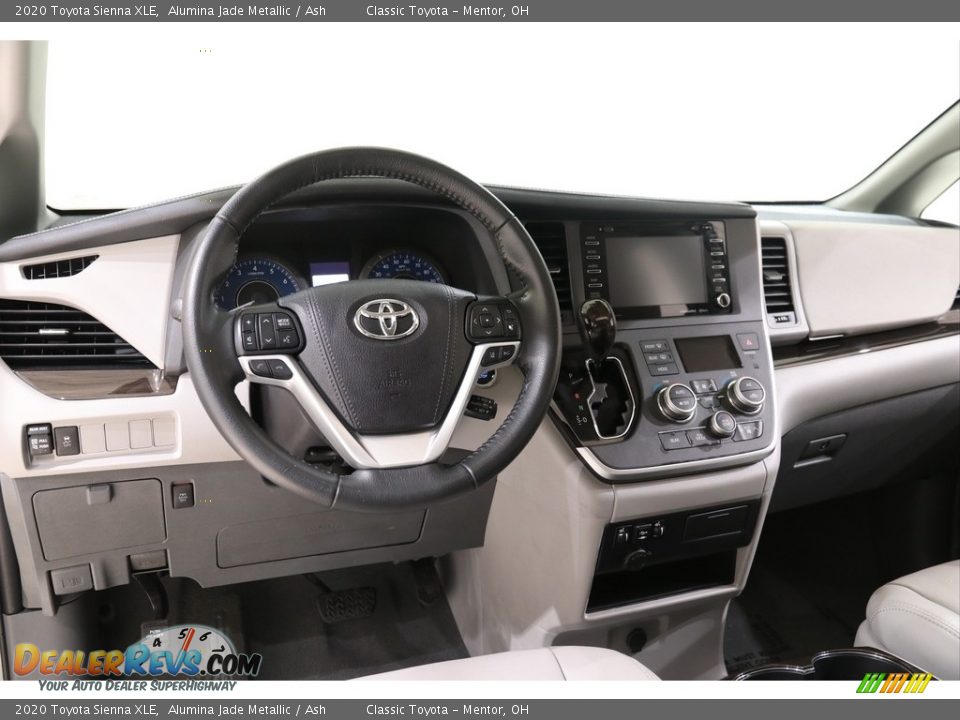 2020 Toyota Sienna XLE Alumina Jade Metallic / Ash Photo #6