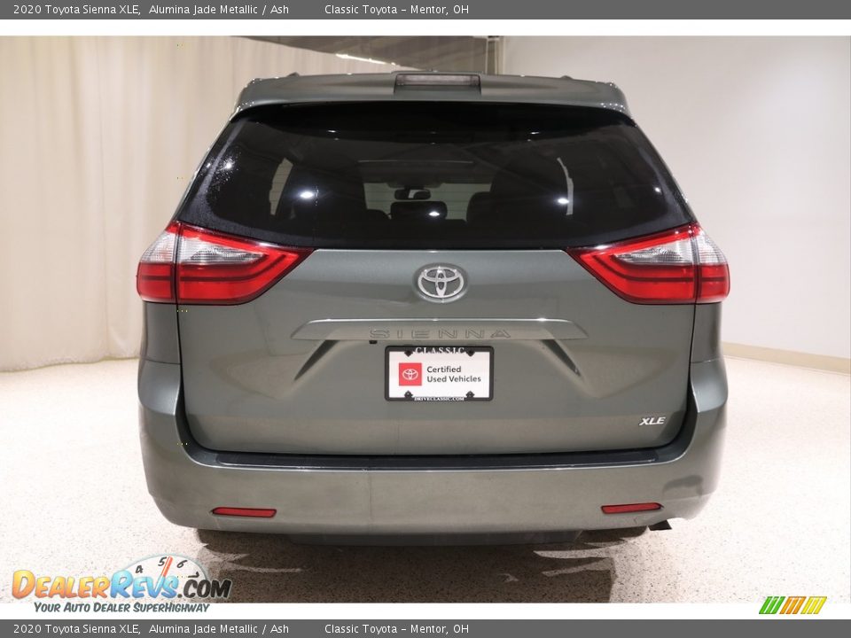 2020 Toyota Sienna XLE Alumina Jade Metallic / Ash Photo #20