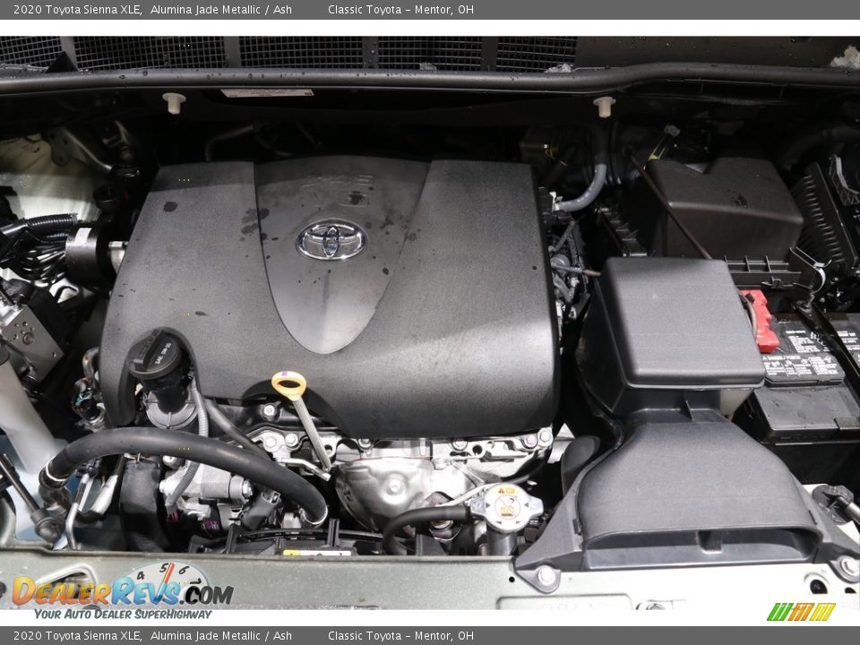 2020 Toyota Sienna XLE Alumina Jade Metallic / Ash Photo #21