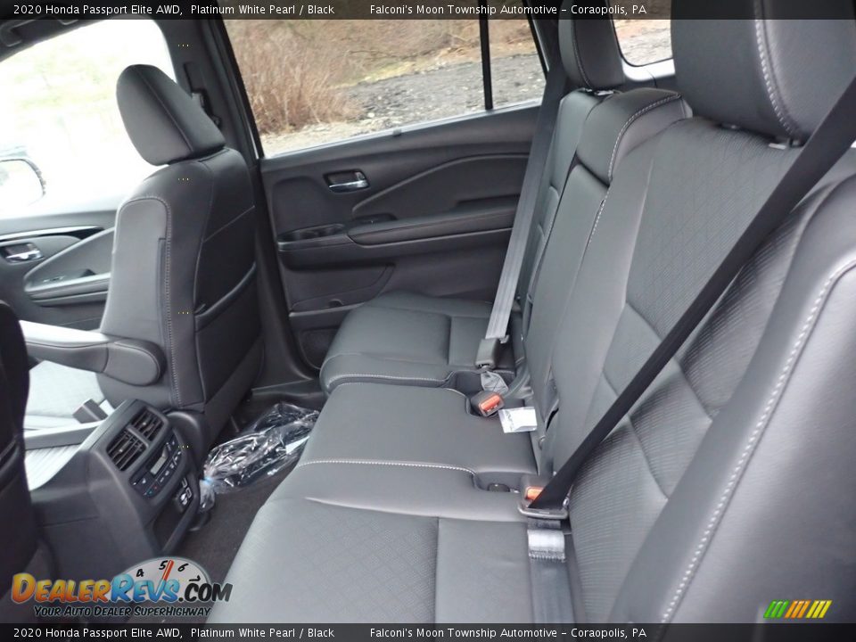 2020 Honda Passport Elite AWD Platinum White Pearl / Black Photo #10
