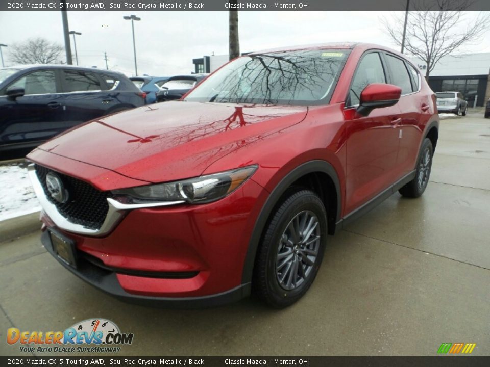 Front 3/4 View of 2020 Mazda CX-5 Touring AWD Photo #3
