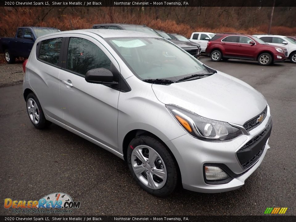 Front 3/4 View of 2020 Chevrolet Spark LS Photo #7