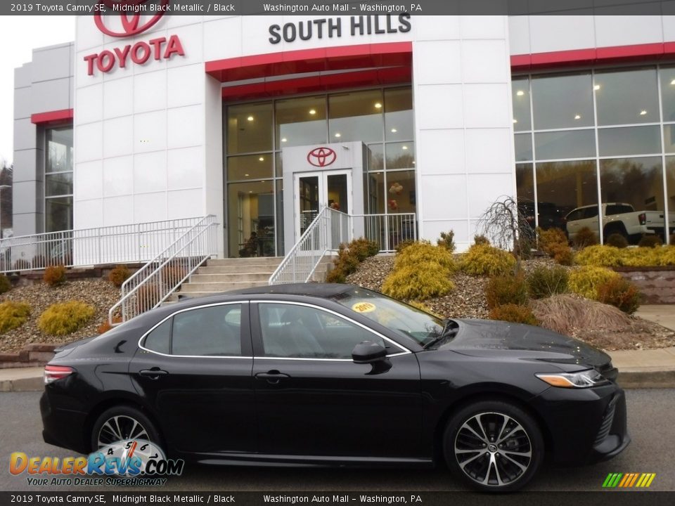 2019 Toyota Camry SE Midnight Black Metallic / Black Photo #2