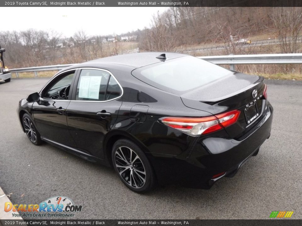 2019 Toyota Camry SE Midnight Black Metallic / Black Photo #7