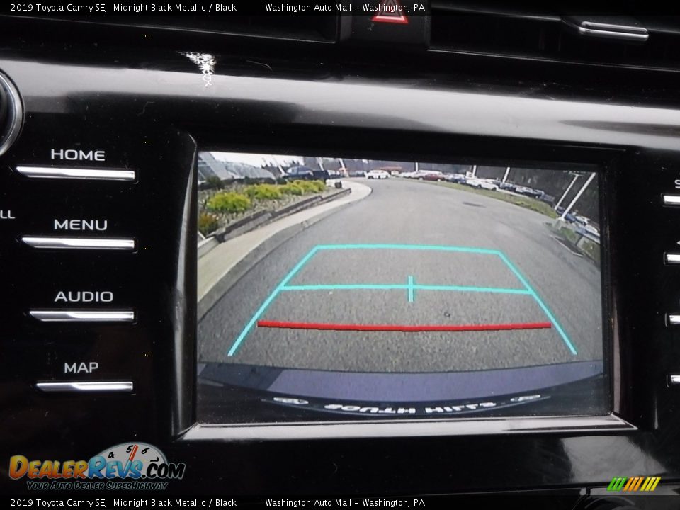 2019 Toyota Camry SE Midnight Black Metallic / Black Photo #18