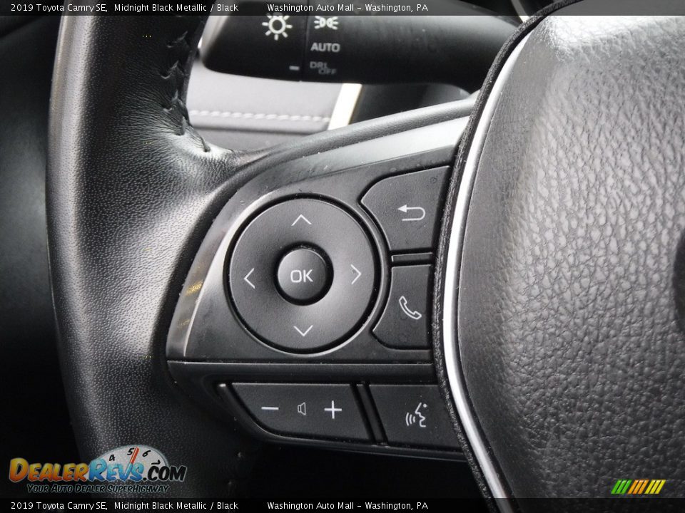 2019 Toyota Camry SE Midnight Black Metallic / Black Photo #19