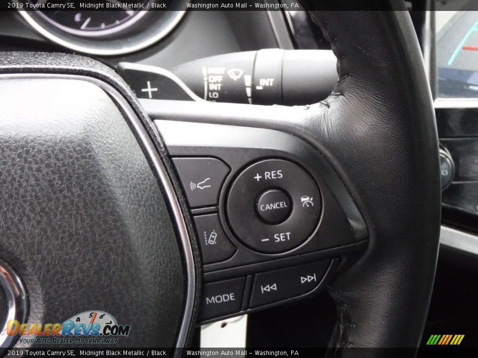 2019 Toyota Camry SE Midnight Black Metallic / Black Photo #20