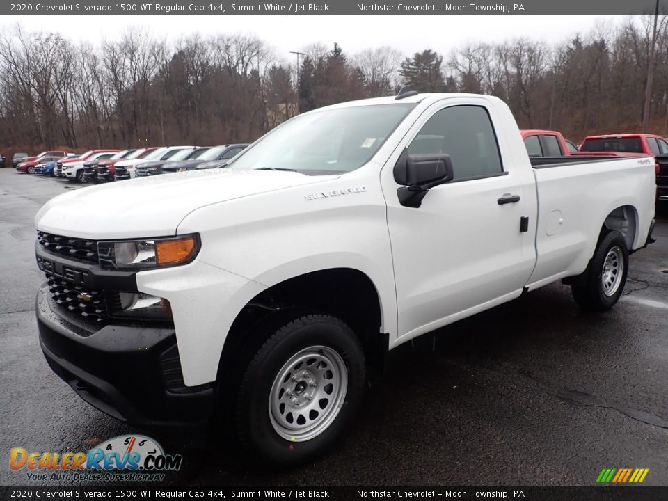 Front 3/4 View of 2020 Chevrolet Silverado 1500 WT Regular Cab 4x4 Photo #1