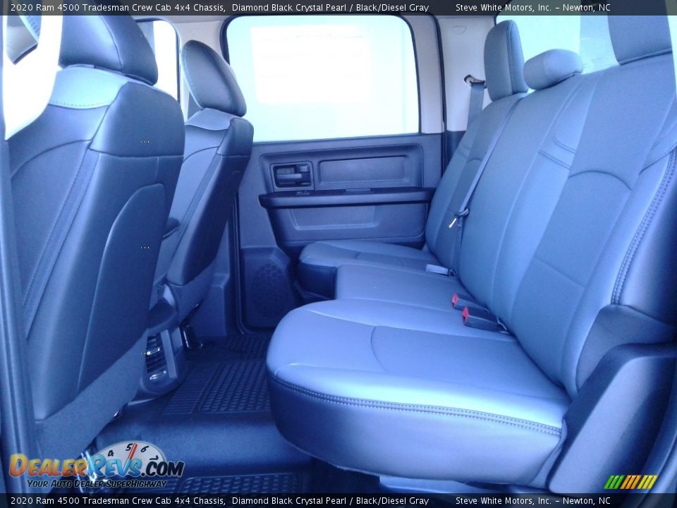 2020 Ram 4500 Tradesman Crew Cab 4x4 Chassis Diamond Black Crystal Pearl / Black/Diesel Gray Photo #13