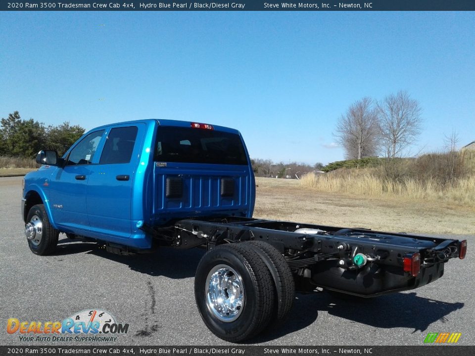 2020 Ram 3500 Tradesman Crew Cab 4x4 Hydro Blue Pearl / Black/Diesel Gray Photo #8