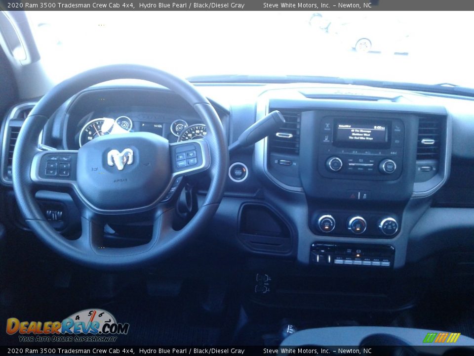 2020 Ram 3500 Tradesman Crew Cab 4x4 Hydro Blue Pearl / Black/Diesel Gray Photo #12