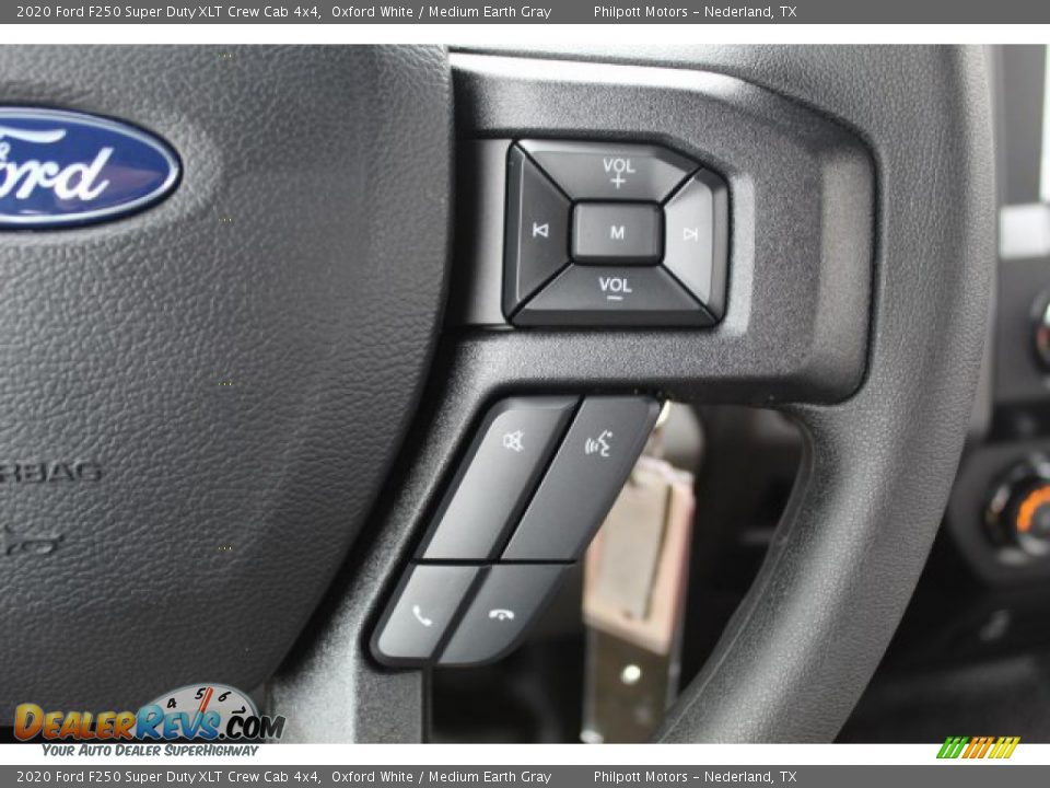 2020 Ford F250 Super Duty XLT Crew Cab 4x4 Oxford White / Medium Earth Gray Photo #12