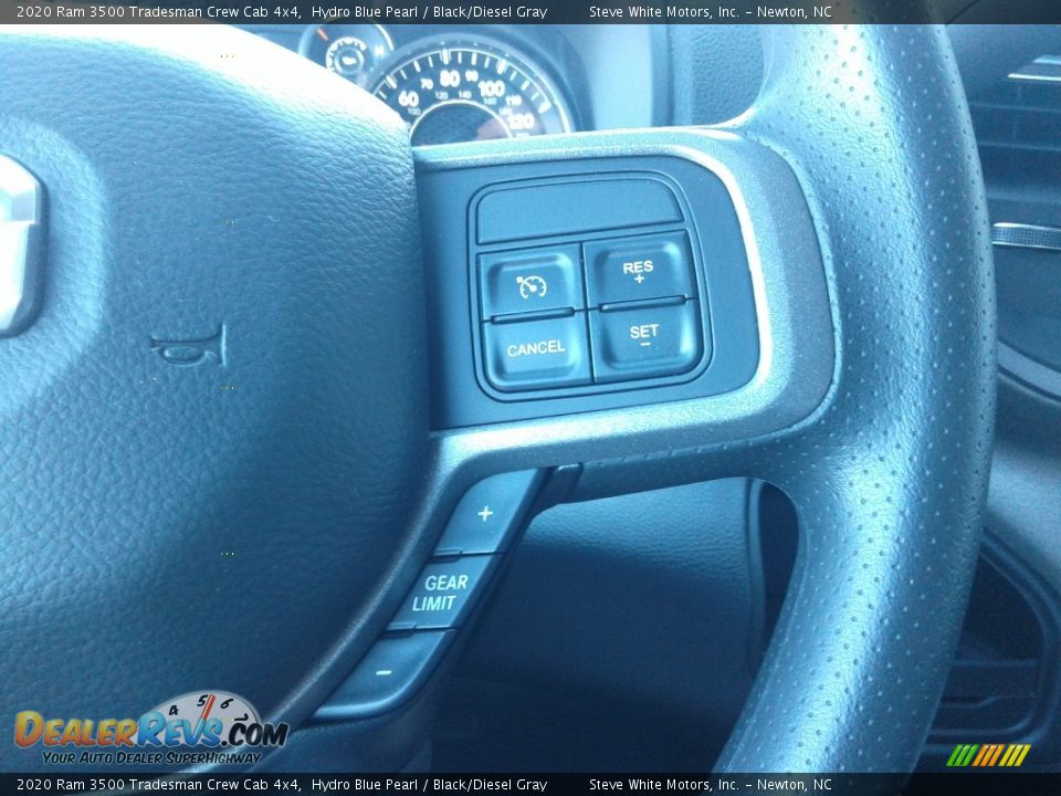 2020 Ram 3500 Tradesman Crew Cab 4x4 Hydro Blue Pearl / Black/Diesel Gray Photo #18