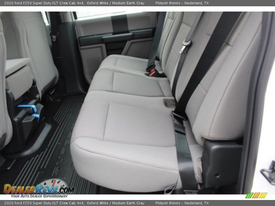 2020 Ford F250 Super Duty XLT Crew Cab 4x4 Oxford White / Medium Earth Gray Photo #19