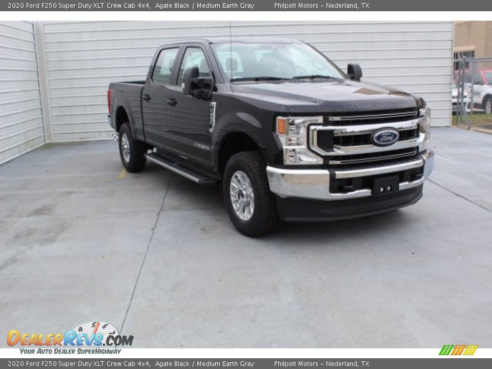 2020 Ford F250 Super Duty XLT Crew Cab 4x4 Agate Black / Medium Earth Gray Photo #2