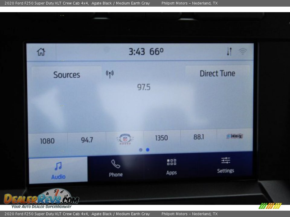 2020 Ford F250 Super Duty XLT Crew Cab 4x4 Agate Black / Medium Earth Gray Photo #15