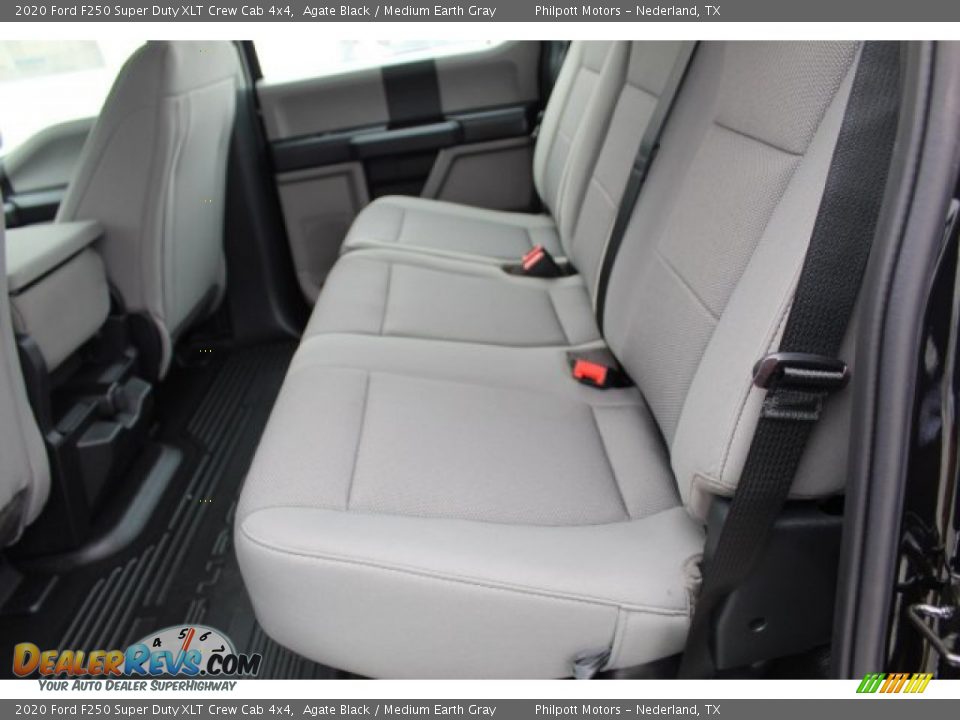 2020 Ford F250 Super Duty XLT Crew Cab 4x4 Agate Black / Medium Earth Gray Photo #19