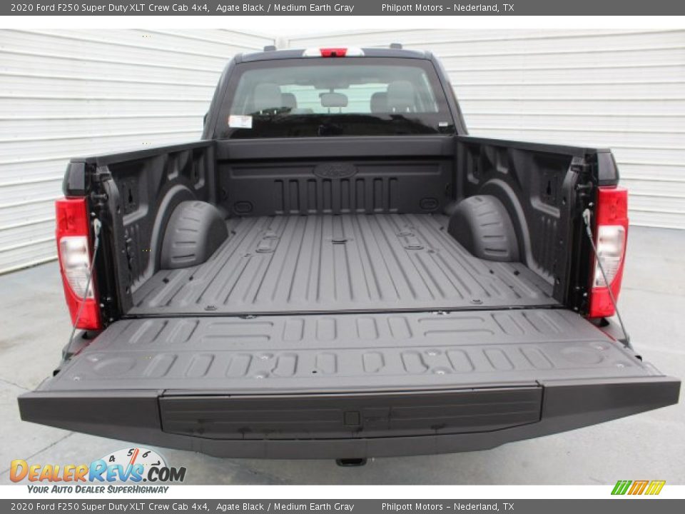 2020 Ford F250 Super Duty XLT Crew Cab 4x4 Agate Black / Medium Earth Gray Photo #22