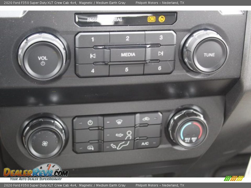 2020 Ford F350 Super Duty XLT Crew Cab 4x4 Magnetic / Medium Earth Gray Photo #17