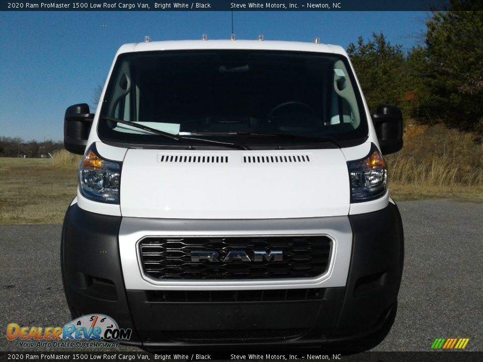 2020 Ram ProMaster 1500 Low Roof Cargo Van Bright White / Black Photo #3