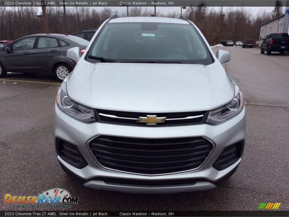 2020 Chevrolet Trax LT AWD Silver Ice Metallic / Jet Black Photo #4