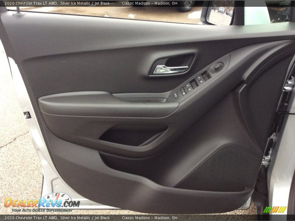 2020 Chevrolet Trax LT AWD Silver Ice Metallic / Jet Black Photo #10
