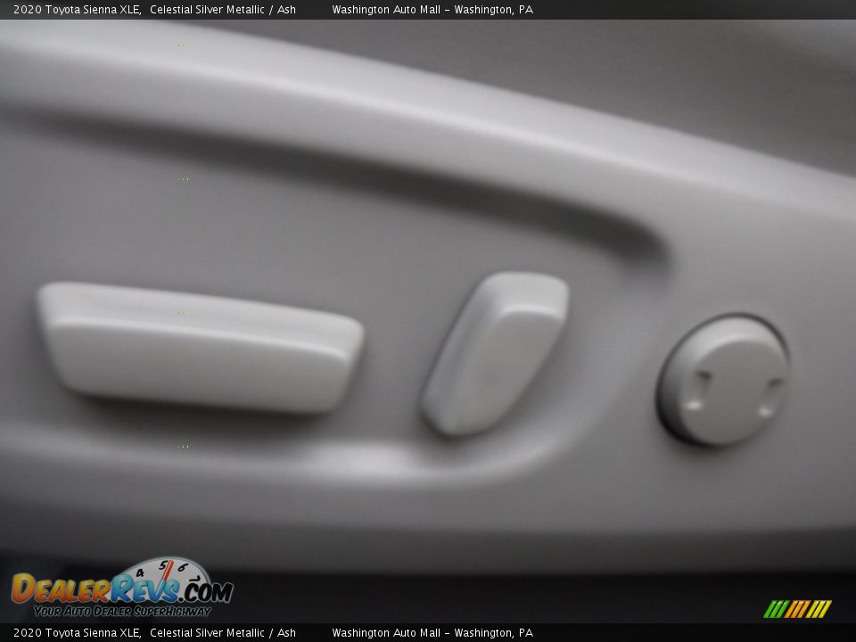 2020 Toyota Sienna XLE Celestial Silver Metallic / Ash Photo #15