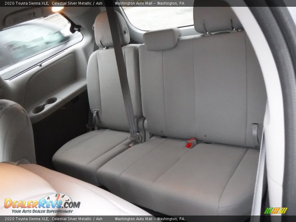 Rear Seat of 2020 Toyota Sienna XLE Photo #25