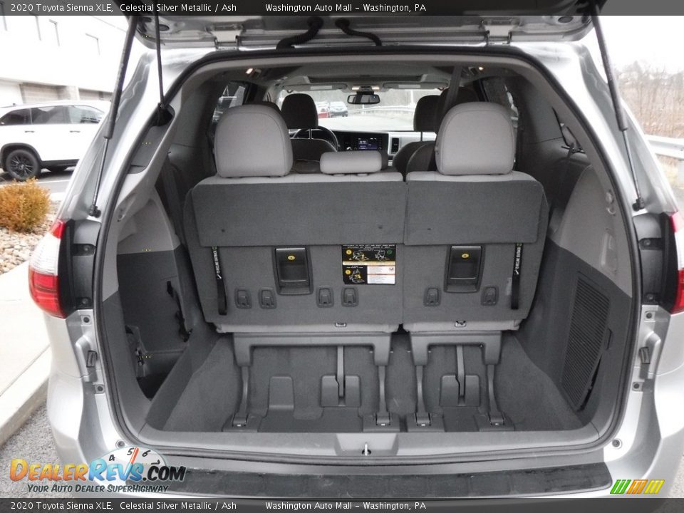 2020 Toyota Sienna XLE Trunk Photo #26
