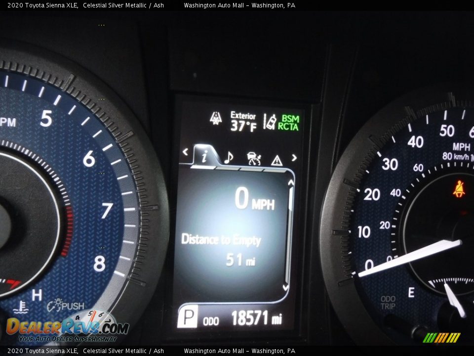 2020 Toyota Sienna XLE Gauges Photo #30