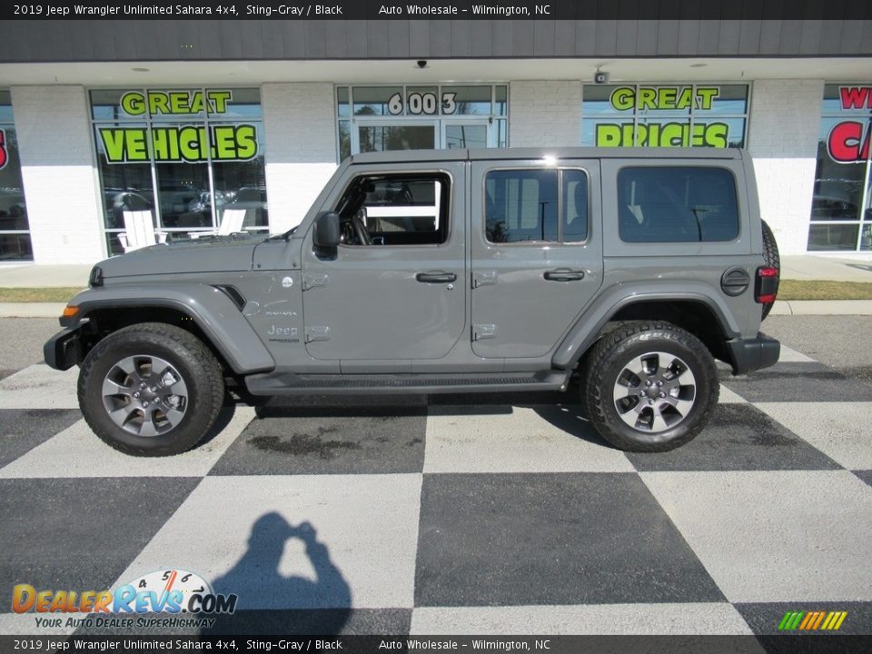 2019 Jeep Wrangler Unlimited Sahara 4x4 Sting-Gray / Black Photo #1