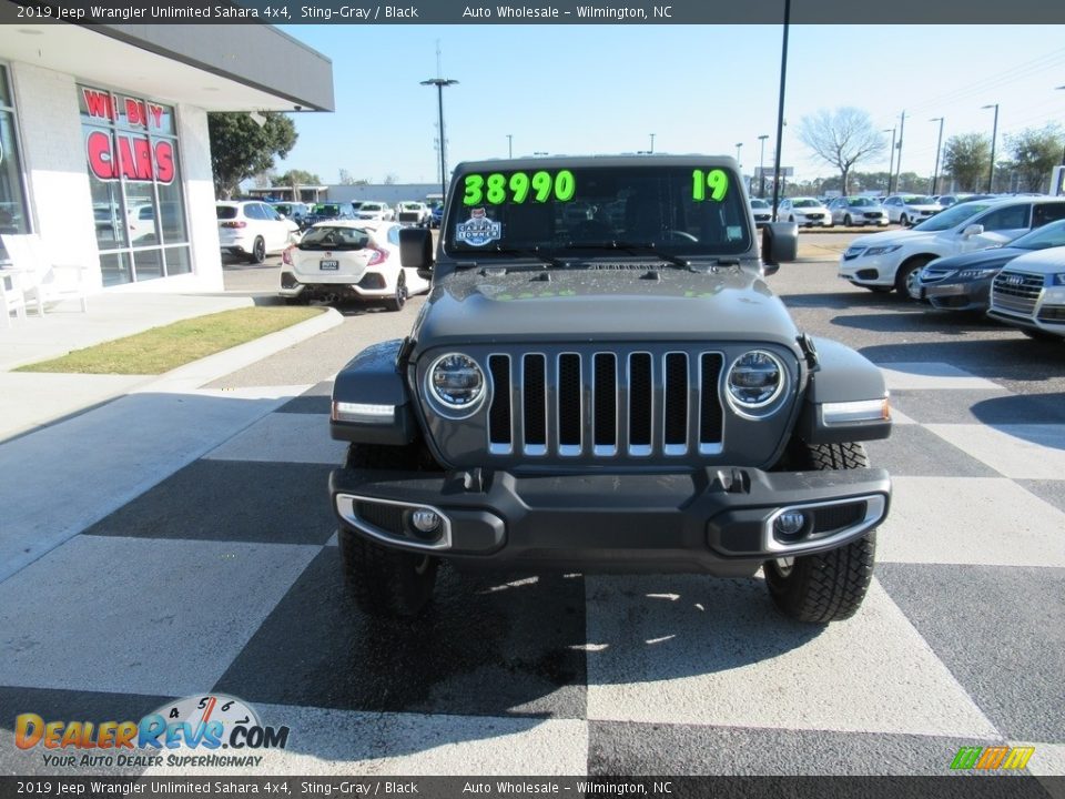 2019 Jeep Wrangler Unlimited Sahara 4x4 Sting-Gray / Black Photo #2