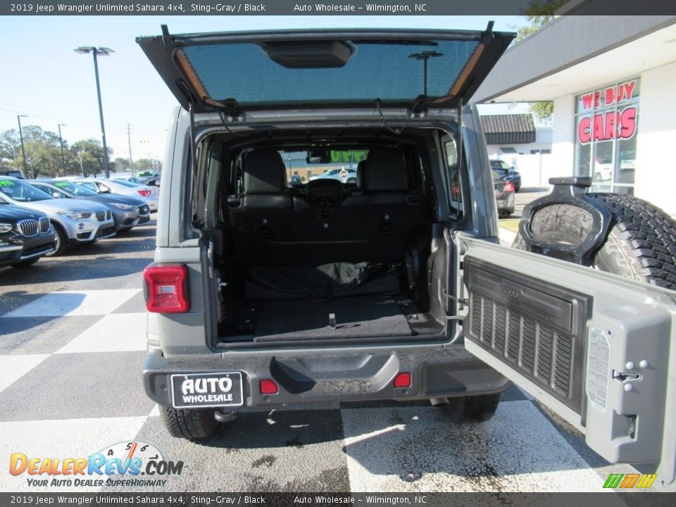 2019 Jeep Wrangler Unlimited Sahara 4x4 Sting-Gray / Black Photo #5