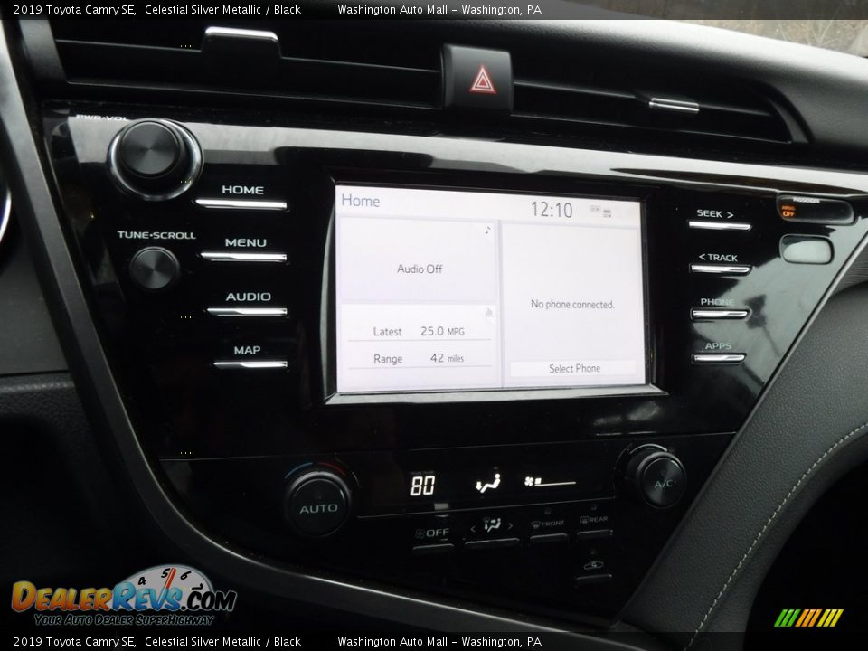 2019 Toyota Camry SE Celestial Silver Metallic / Black Photo #15
