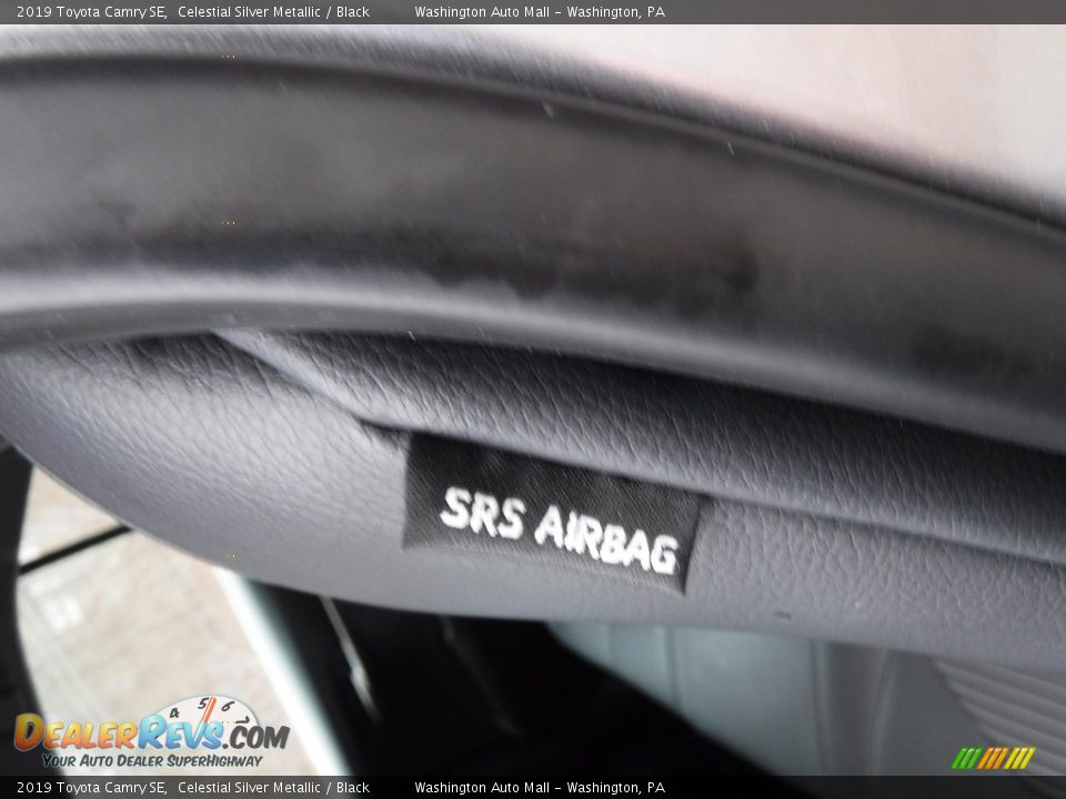 2019 Toyota Camry SE Celestial Silver Metallic / Black Photo #22