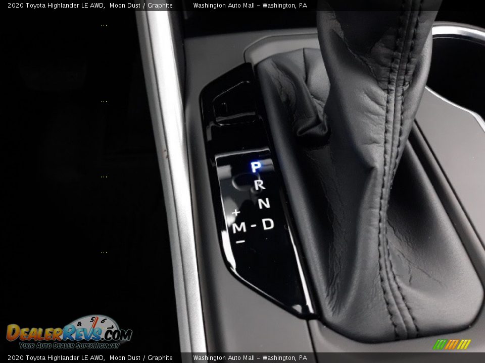 2020 Toyota Highlander LE AWD Moon Dust / Graphite Photo #16