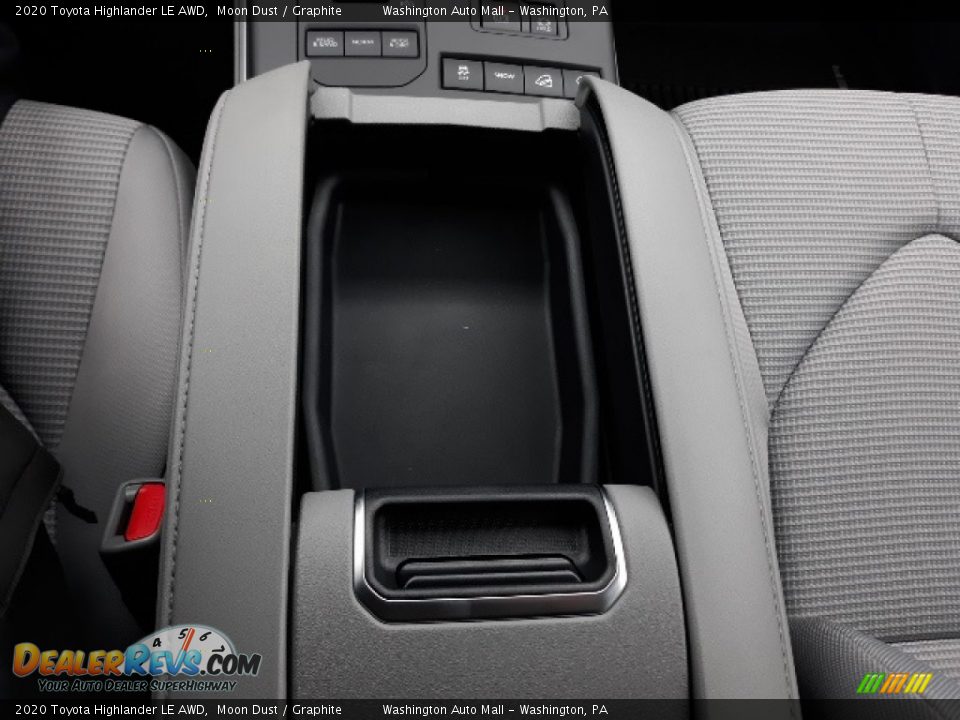 2020 Toyota Highlander LE AWD Moon Dust / Graphite Photo #20