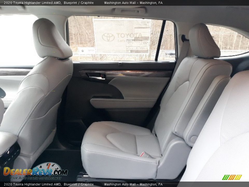 Rear Seat of 2020 Toyota Highlander Limited AWD Photo #32
