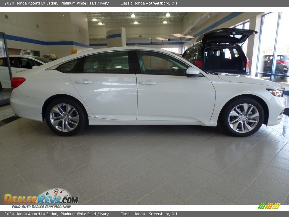 2020 Honda Accord LX Sedan Platinum White Pearl / Ivory Photo #4