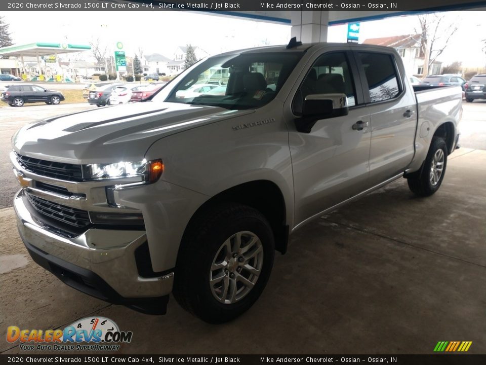 2020 Chevrolet Silverado 1500 LT Crew Cab 4x4 Silver Ice Metallic / Jet Black Photo #6