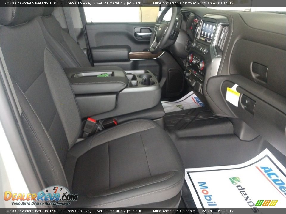 2020 Chevrolet Silverado 1500 LT Crew Cab 4x4 Silver Ice Metallic / Jet Black Photo #13