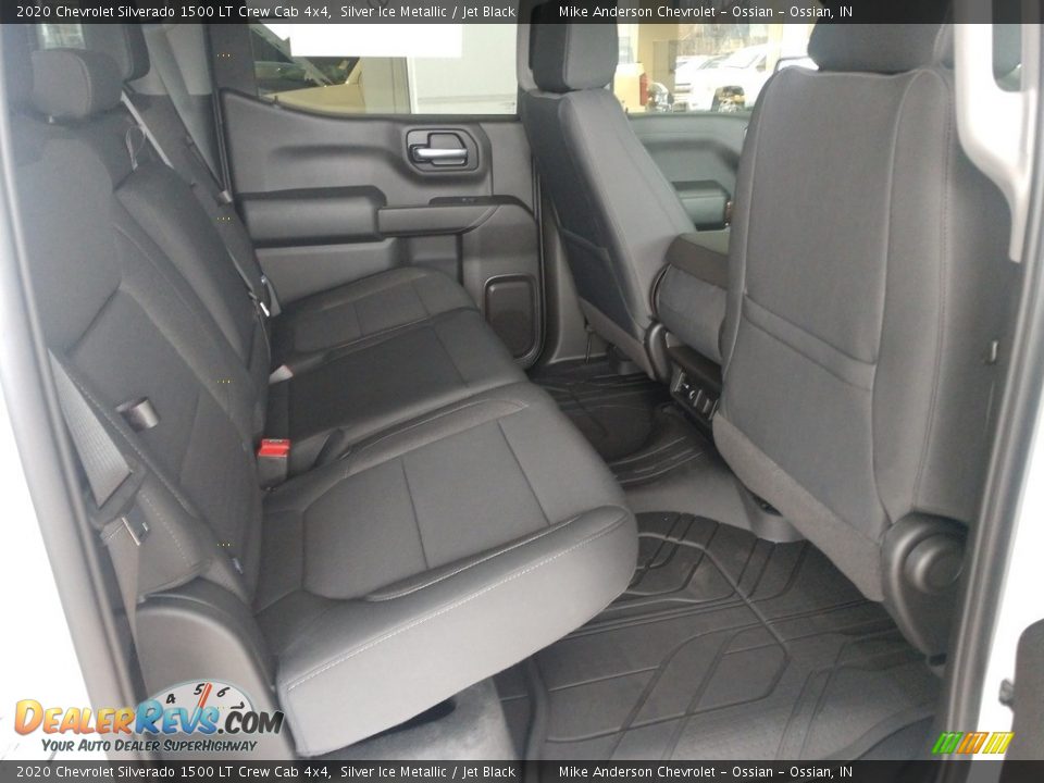 2020 Chevrolet Silverado 1500 LT Crew Cab 4x4 Silver Ice Metallic / Jet Black Photo #14
