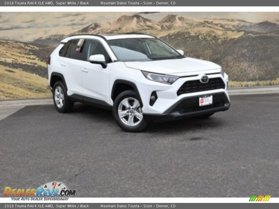 2019 Toyota RAV4 XLE AWD Super White / Black Photo #1
