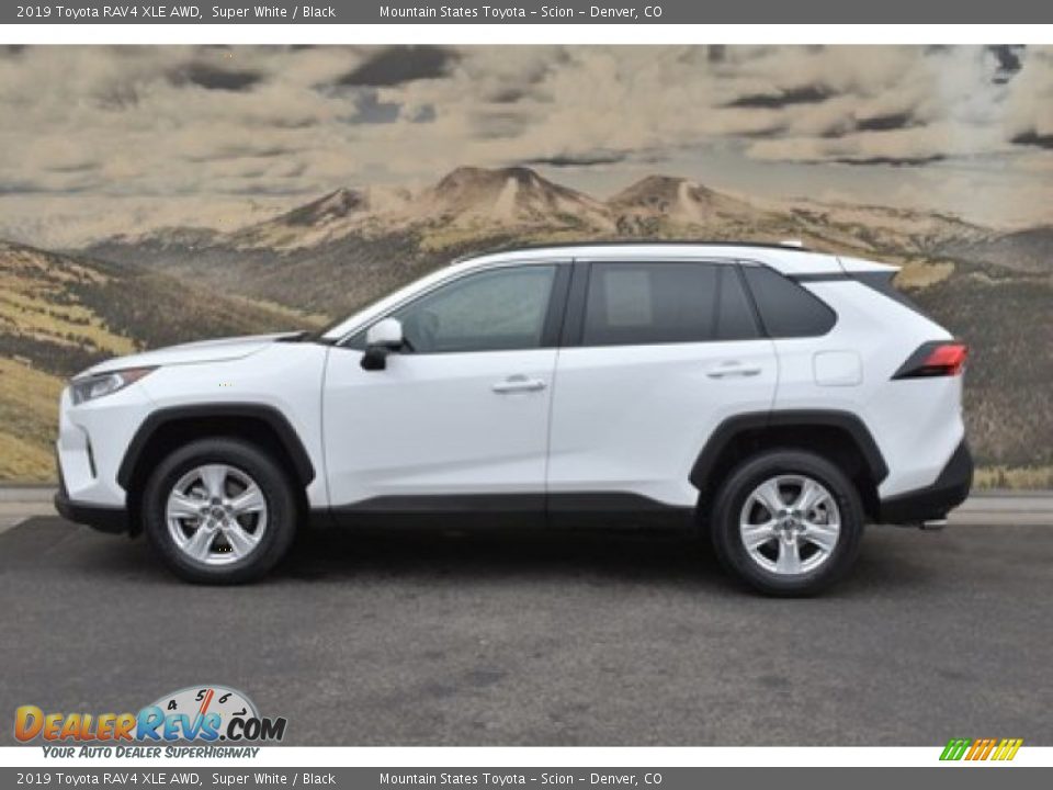 2019 Toyota RAV4 XLE AWD Super White / Black Photo #6