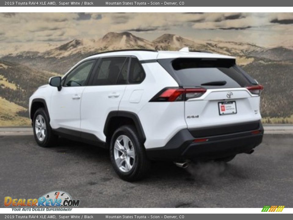 2019 Toyota RAV4 XLE AWD Super White / Black Photo #7