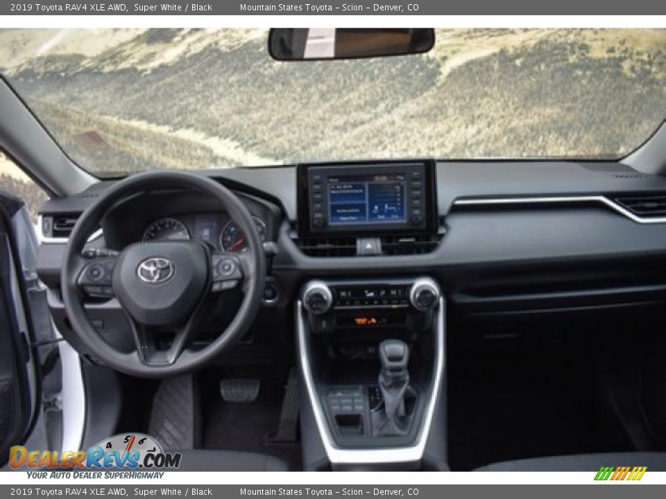 2019 Toyota RAV4 XLE AWD Super White / Black Photo #12