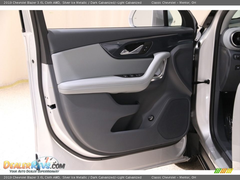 2019 Chevrolet Blazer 3.6L Cloth AWD Silver Ice Metallic / Dark Galvanized/­Light Galvanized Photo #4