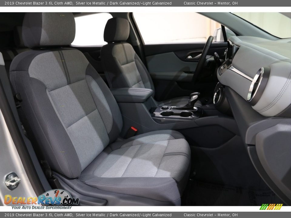 2019 Chevrolet Blazer 3.6L Cloth AWD Silver Ice Metallic / Dark Galvanized/­Light Galvanized Photo #17